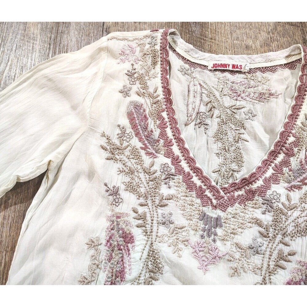Johnny Was Womens Boho Embroidered Blouse Size XS Ivory Pink V-Neck Artisan